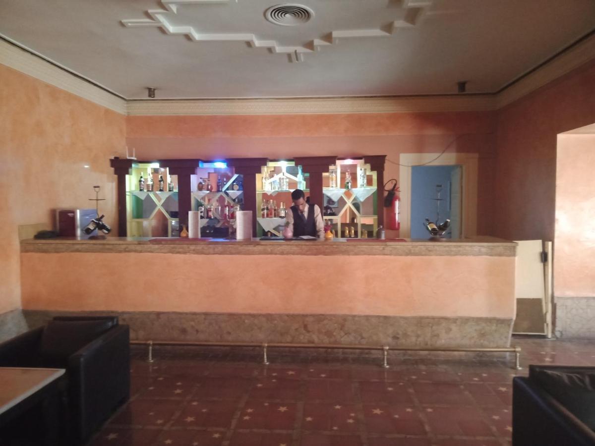肯兹阿霍酒店 瓦尔扎扎特 外观 照片